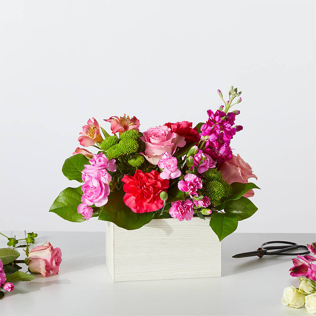 Sweetberry Box – A Florist Original – EUTAW ACCENT FLOWERS & GIFTS, Eutaw AL