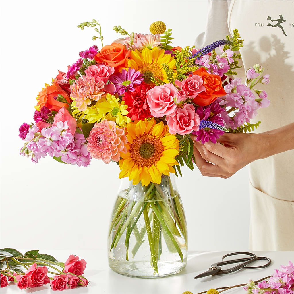 Cue the Confetti - A Florist Original – EUTAW ACCENT FLOWERS & GIFTS, Eutaw AL