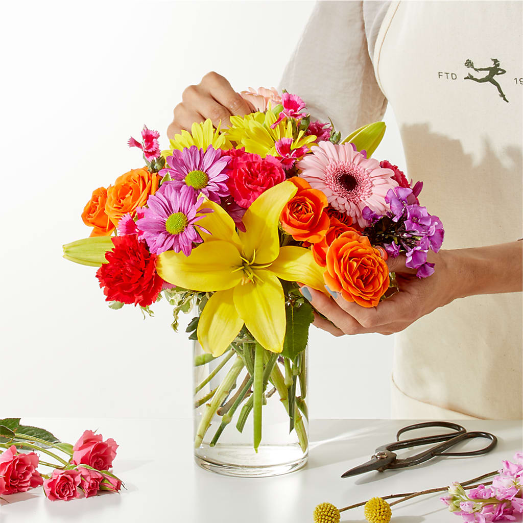 Cue the Confetti - A Florist Original – EUTAW ACCENT FLOWERS & GIFTS, Eutaw AL