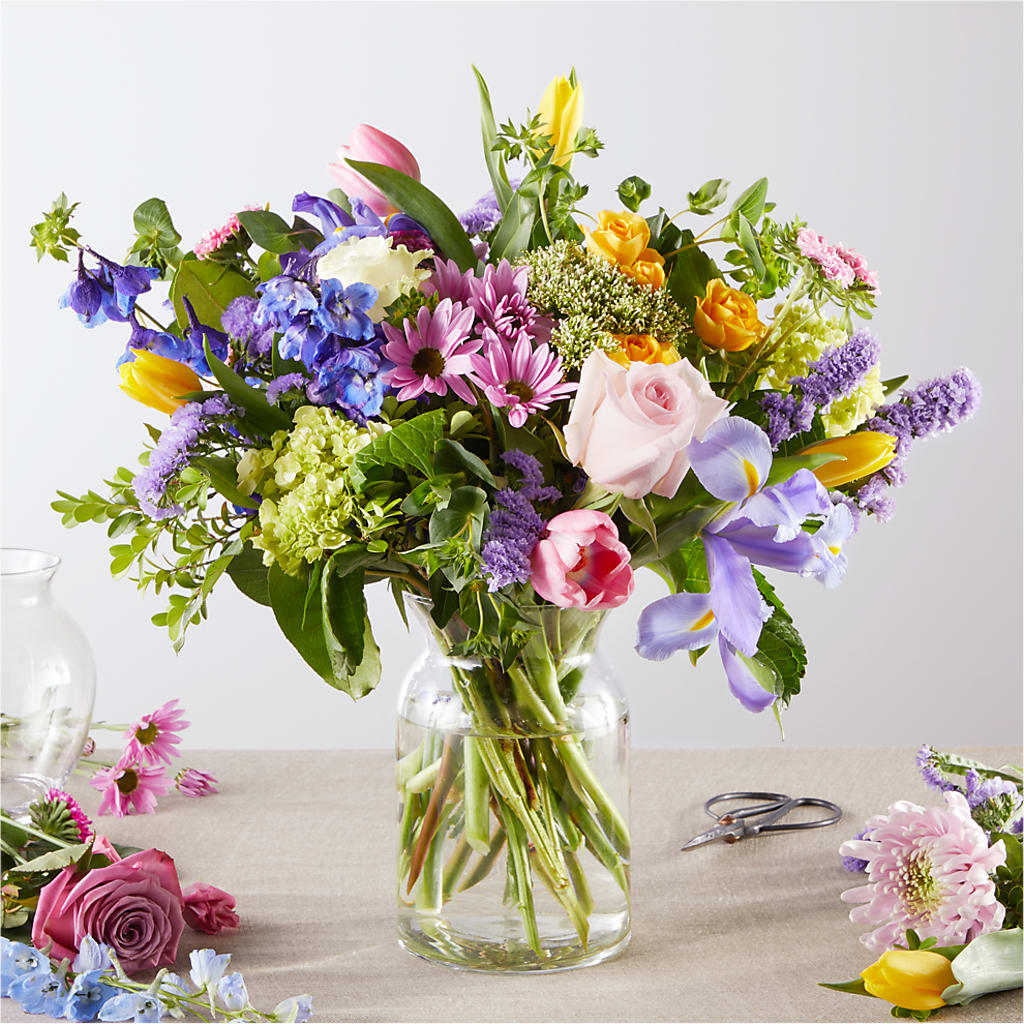Pastel Tradition - A Florist Original – EUTAW ACCENT FLOWERS & GIFTS, Eutaw AL