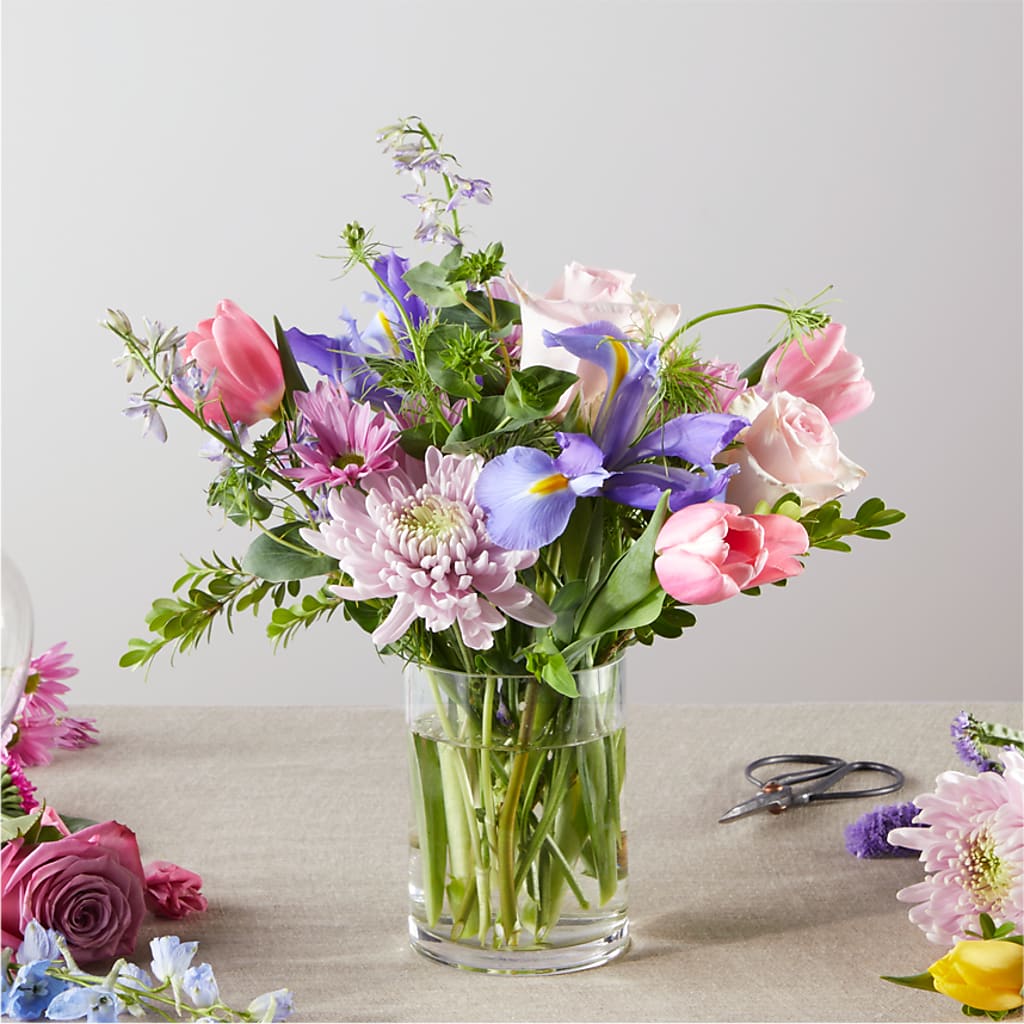 Pastel Tradition - A Florist Original – EUTAW ACCENT FLOWERS & GIFTS, Eutaw AL