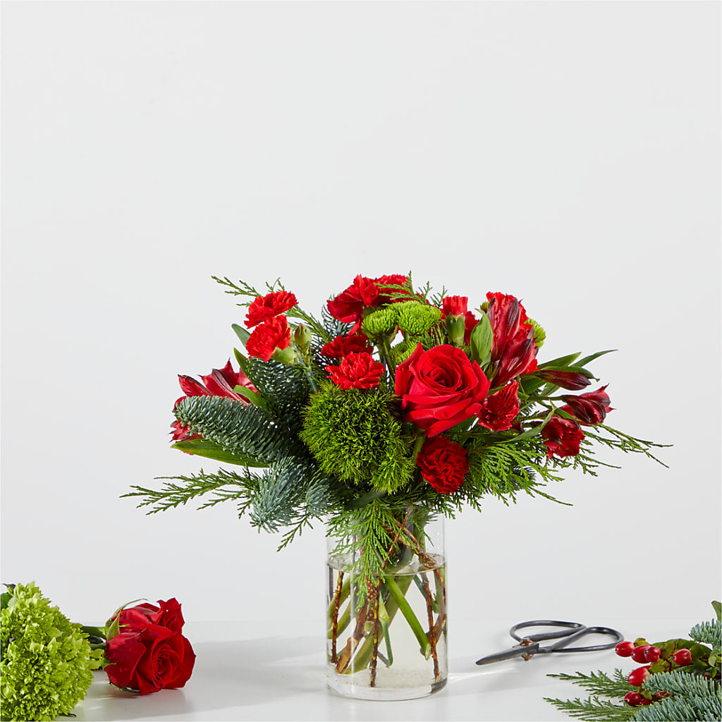 Merry Moment Bouquet – A Florist Original – EUTAW ACCENT FLOWERS & GIFTS, Eutaw AL