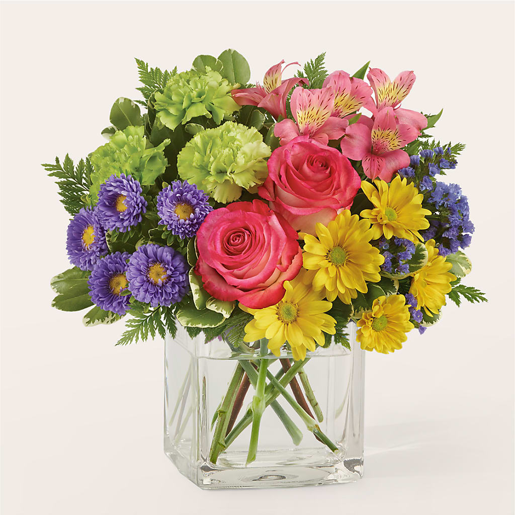 Candy Jar Bouquet – EUTAW ACCENT FLOWERS & GIFTS, Eutaw AL