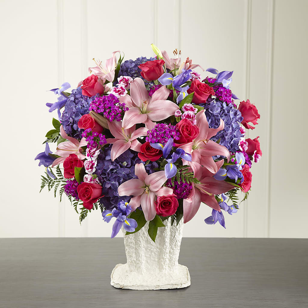 We Fondly Remember Arrangement – EUTAW ACCENT FLOWERS & GIFTS, Eutaw AL