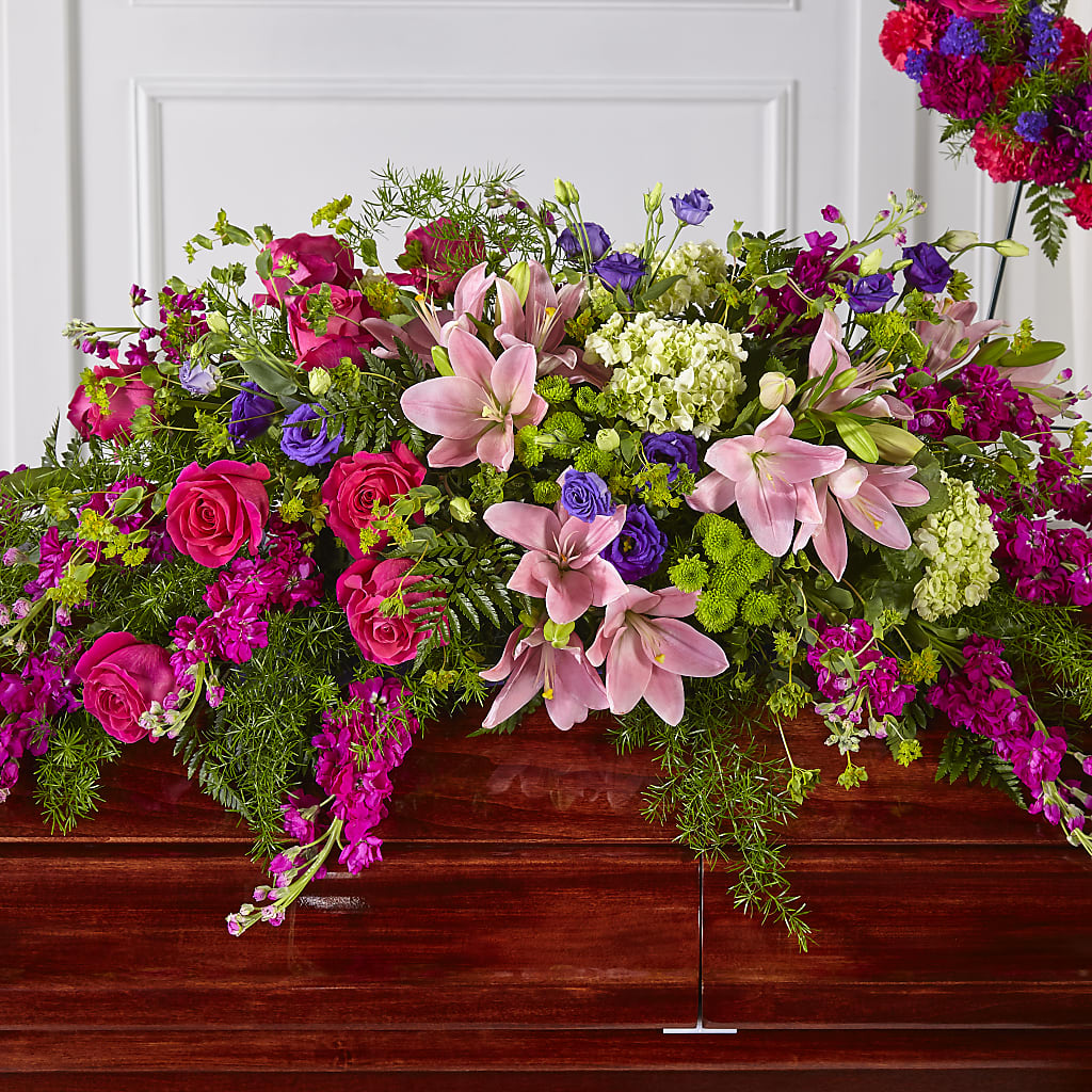 Radiant Tribute Casket Spray – EUTAW ACCENT FLOWERS & GIFTS, Eutaw AL