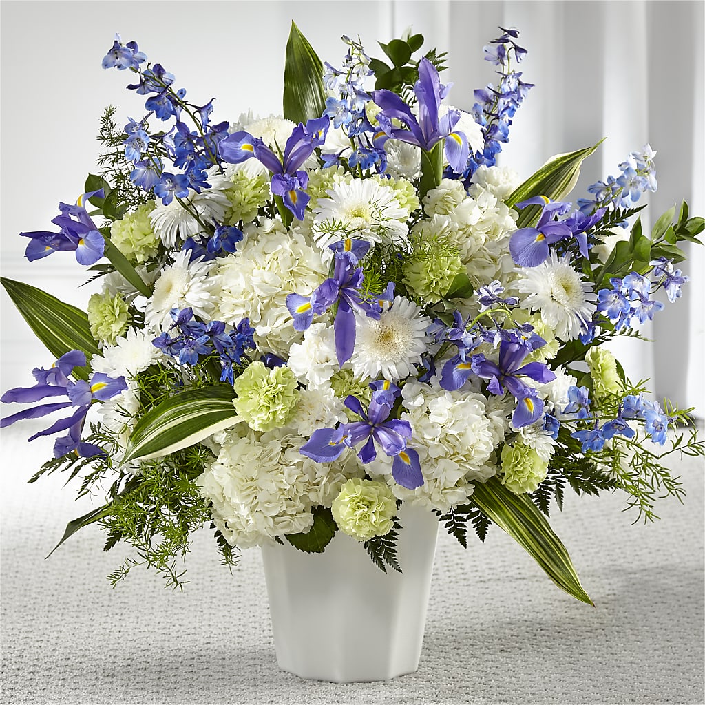 Soft Serenity Floor Basket – EUTAW ACCENT FLOWERS & GIFTS, Eutaw AL