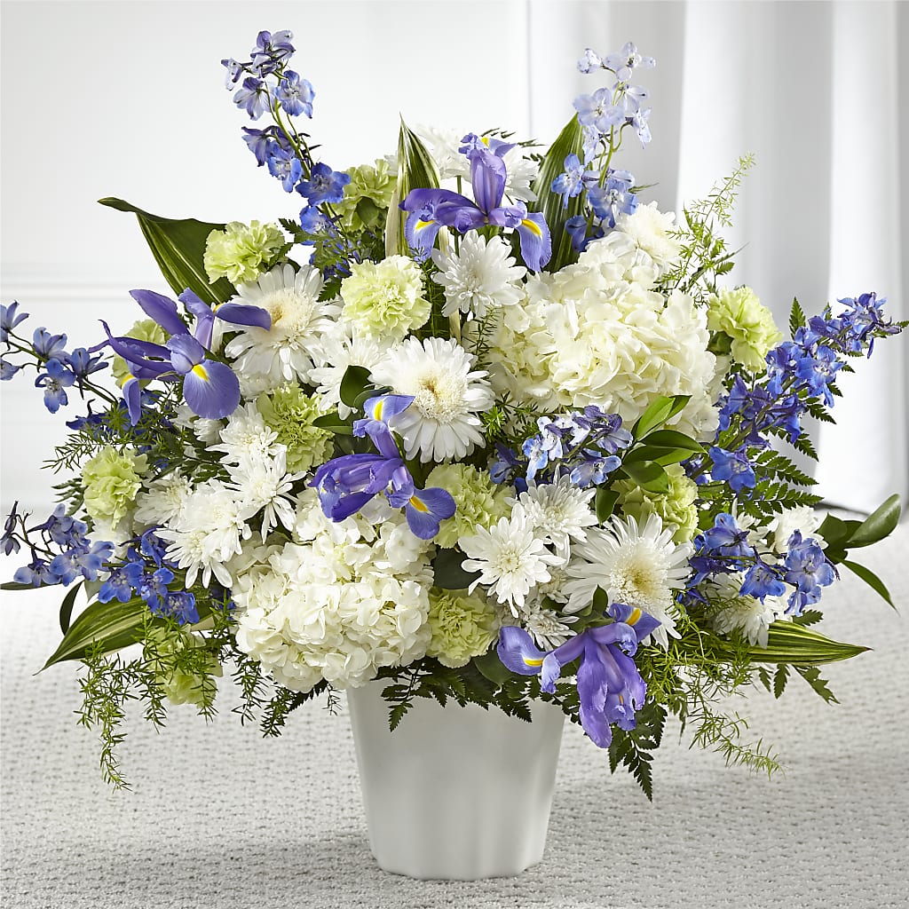 Soft Serenity Floor Basket – EUTAW ACCENT FLOWERS & GIFTS, Eutaw AL
