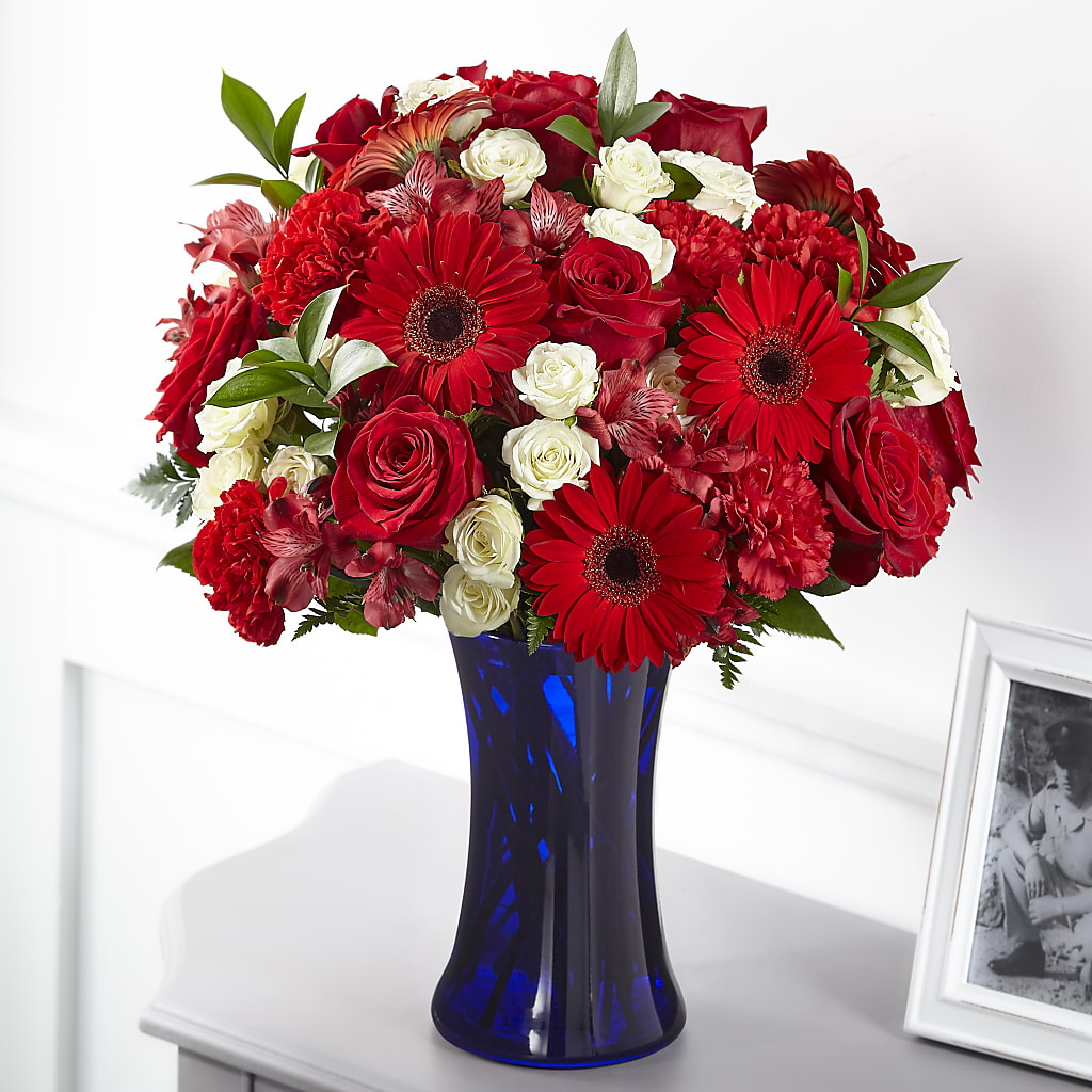 Hearts Embrace Bouquet – EUTAW ACCENT FLOWERS & GIFTS, Eutaw AL
