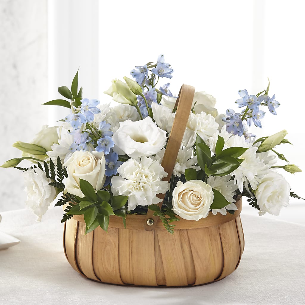 Sincerely Heartfelt Basket – EUTAW ACCENT FLOWERS & GIFTS, Eutaw AL