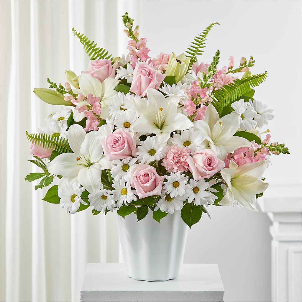 Soft Touch Tabletop Basket – EUTAW ACCENT FLOWERS & GIFTS, Eutaw AL