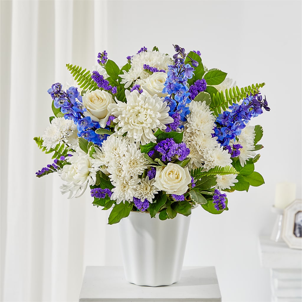 Hold Dear Tabletop Basket – EUTAW ACCENT FLOWERS & GIFTS, Eutaw AL