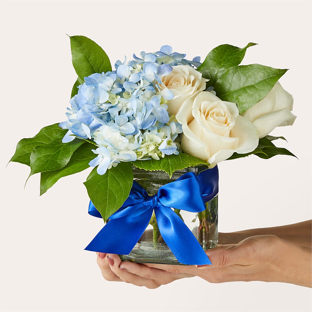 Sky Blue Delight Bouquet – EUTAW ACCENT FLOWERS & GIFTS, Eutaw AL
