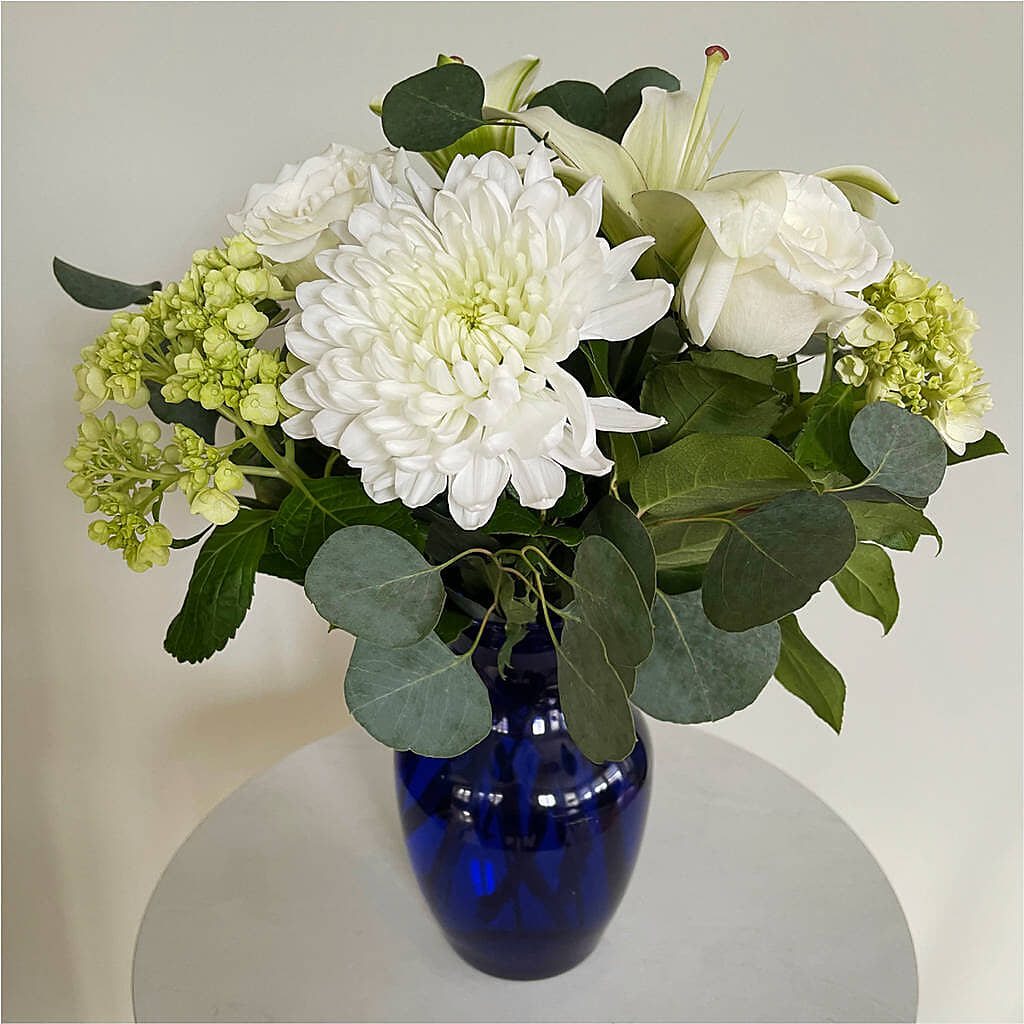 Snowy Dreams Bouquet – EUTAW ACCENT FLOWERS & GIFTS, Eutaw AL