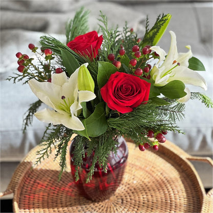 Evergreen Delight Bouquet – EUTAW ACCENT FLOWERS & GIFTS, Eutaw AL