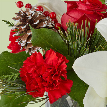 Glistening Icicles Bouquet – EUTAW ACCENT FLOWERS & GIFTS, Eutaw AL