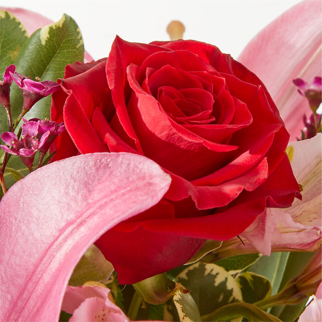 Lucky in Love Bouquet – EUTAW ACCENT FLOWERS & GIFTS, Eutaw AL