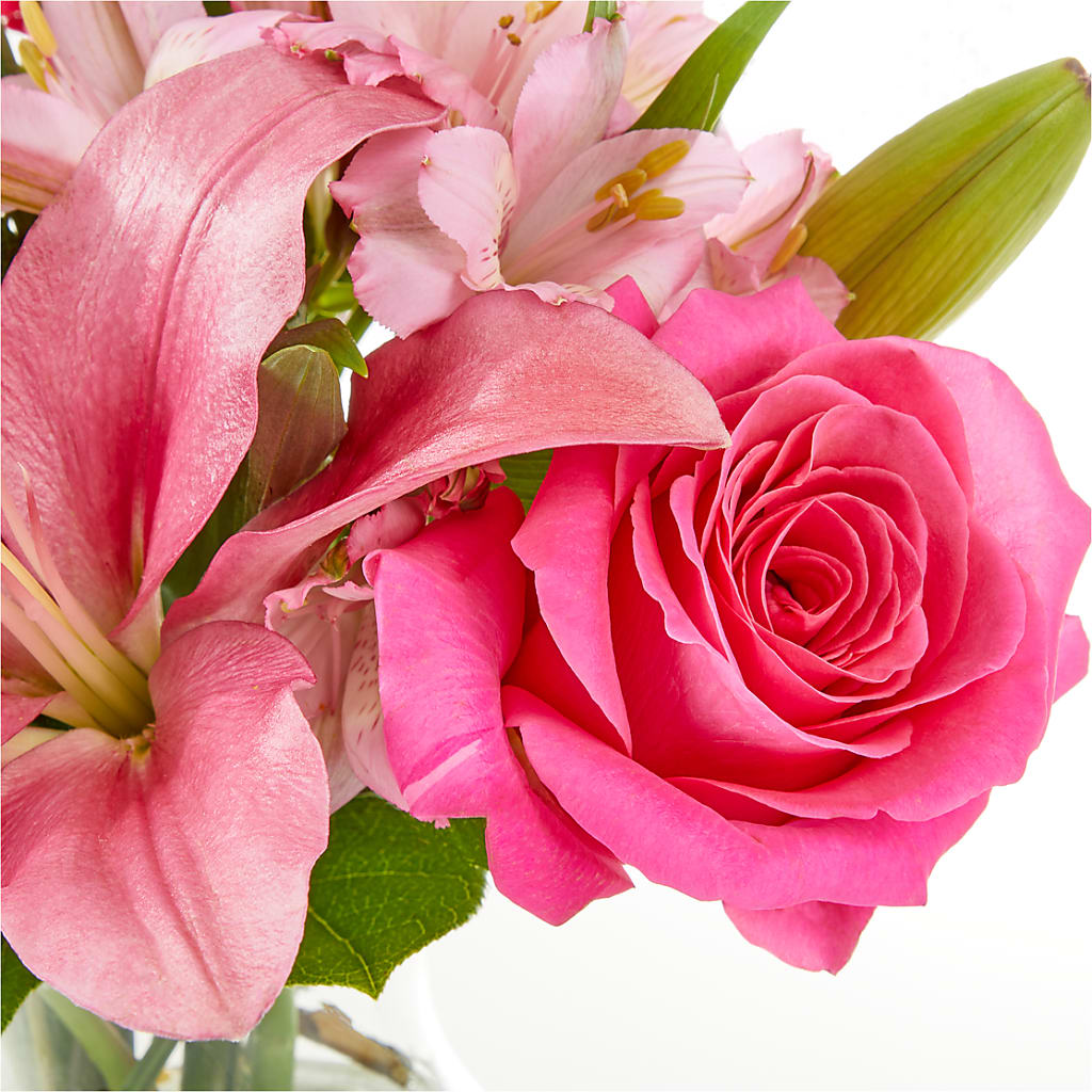Lots of Love Bouquet – EUTAW ACCENT FLOWERS & GIFTS, Eutaw AL