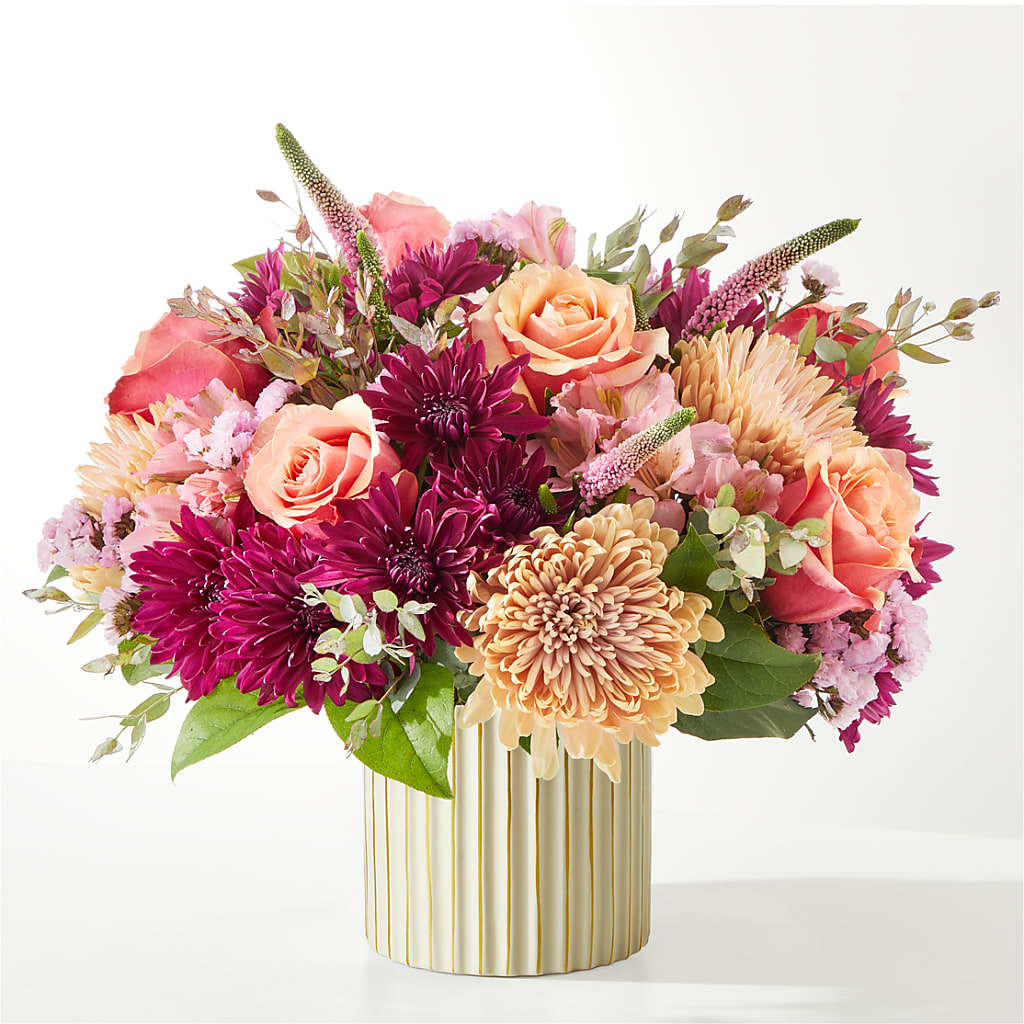 Berry Cobbler Bouquet with Ivory Vase – EUTAW ACCENT FLOWERS & GIFTS, Eutaw AL