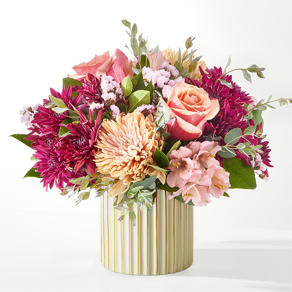 Berry Cobbler Bouquet with Ivory Vase – EUTAW ACCENT FLOWERS & GIFTS, Eutaw AL