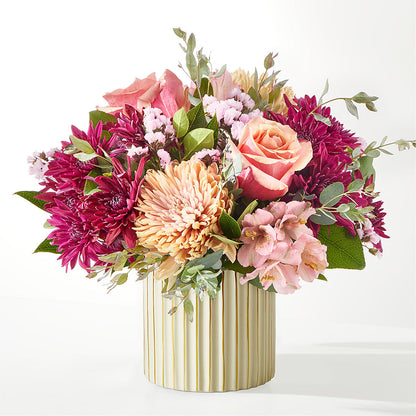 Berry Cobbler Bouquet with Ivory Vase – EUTAW ACCENT FLOWERS & GIFTS, Eutaw AL