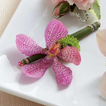 Pink Mokara Boutonniere – EUTAW ACCENT FLOWERS & GIFTS, Eutaw AL