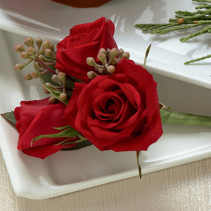 Red Spray Rose Boutonniere – EUTAW ACCENT FLOWERS & GIFTS, Eutaw AL